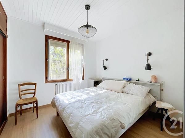 Maison à vendre  4 pièces - 104,74 m 2   BAGNOLS SUR CEZE  - 30