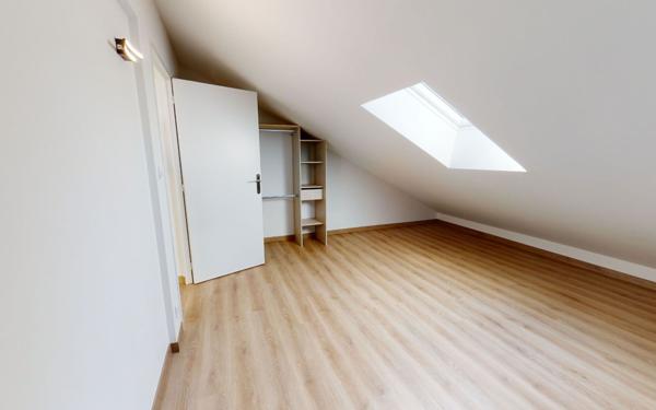 Appartement à louer    3 pièces • 50 m2 Villerupt