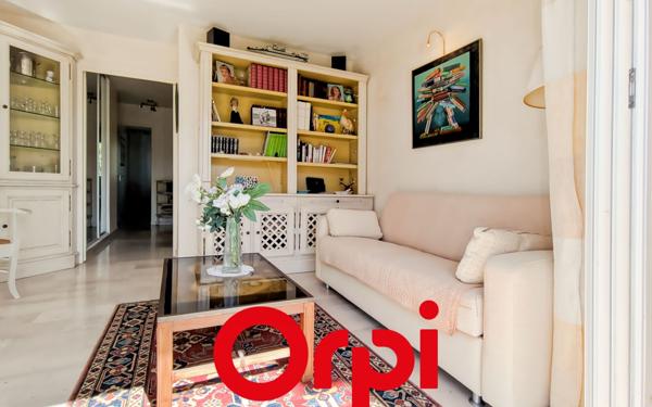 Appartement à vendre    4 pièces •  Bandol