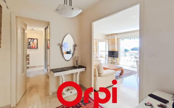 Appartement à vendre    4 pièces •  Bandol