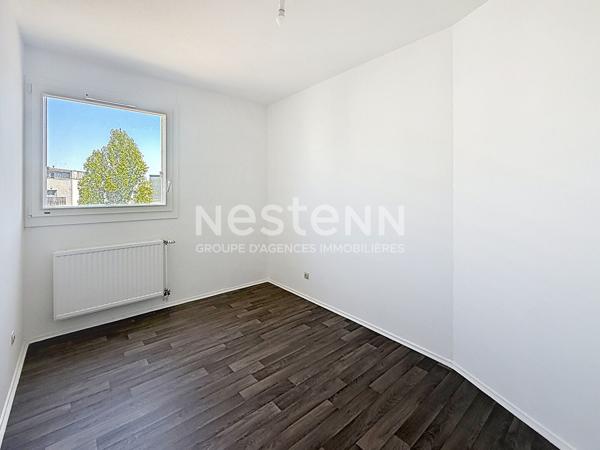 Appartement Duplex 4 Pièces avec Balcon Cave et Garage - 69500 BRON