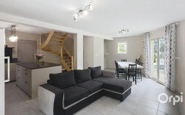 Maison à vendre    4 pièces •  Milhaud