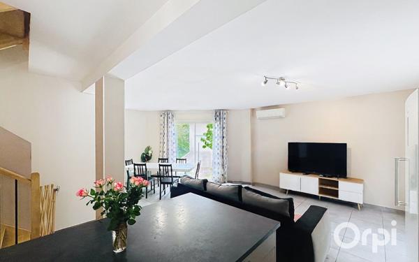 Maison à vendre    4 pièces •  Milhaud