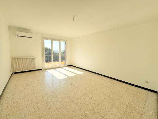 PERPIGNAN - Quartier la Lunette : Appartement 3 pièces 69 m² avec Parking