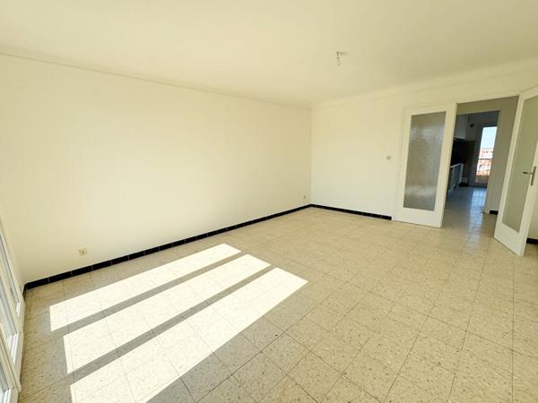 PERPIGNAN - Quartier la Lunette : Appartement 3 pièces 69 m² avec Parking