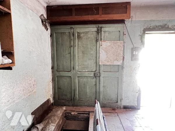 Ancien local commercial 84m², fort potentiel d'aménagement