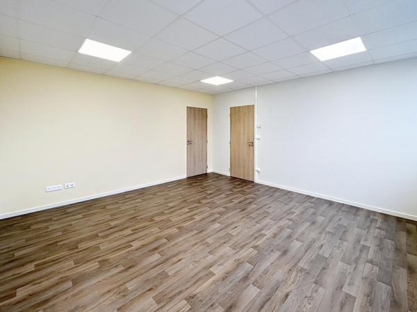 Location bureau Saint-Florentin - 53 m² - 650 €/mois