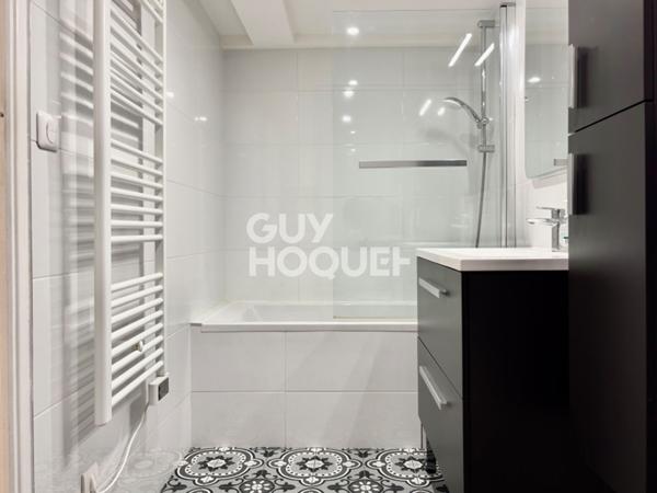 MAISON D'ARCHITECTE DE 6 PIÈCES (192m2) À SAINTRY-SUR-SEINE