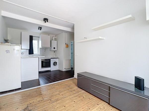 Appartement 2 pièces proche métro