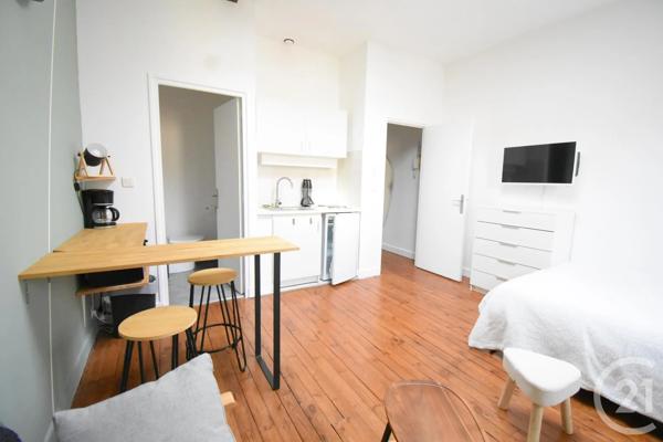 Appartement F1 à vendre  1 pièce - 21,84 m 2   VICHY  - 03