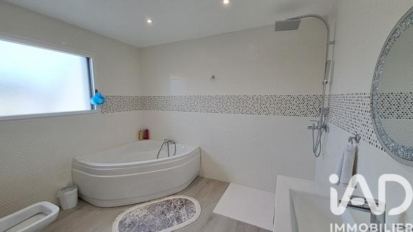 Maison à vendre 5 pièces 179 m² Saint-Brieuc