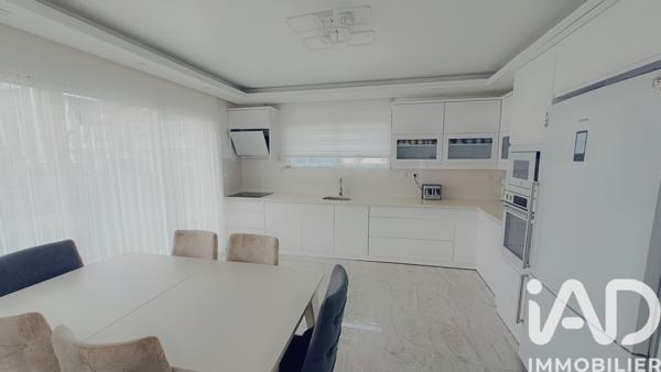 Maison à vendre 5 pièces 179 m² Saint-Brieuc