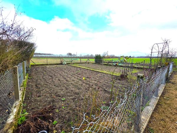 Maison traditionelle, ses dépendances et son terrain agricole !! A visiter sans tarder !