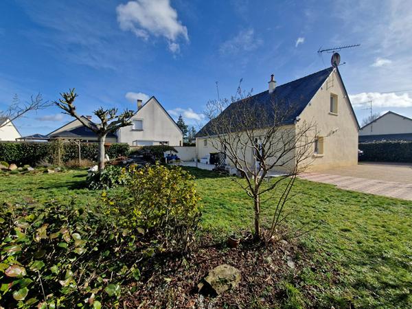 Maison avec vie de plain-pied 96 m² - ECOUFLANT