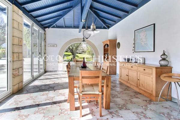 À vendre Urrugne – Maison avec piscine vue montagnes