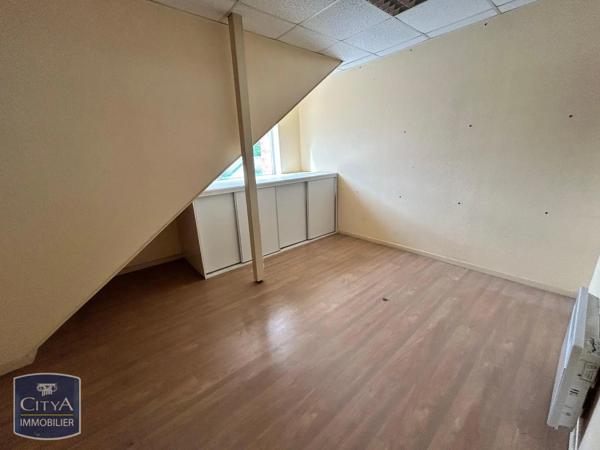 Local professionnel à vendre Floing (08200)