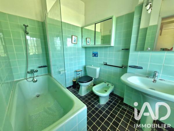 Location maison 5 pièces 140 m² Les Abymes