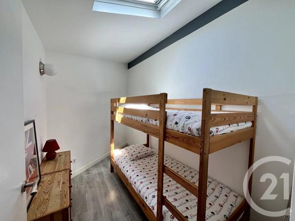 Appartement à vendre  4 pièces - 56,40 m 2   URRUGNE  - 64