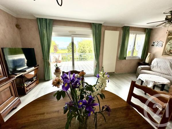 Maison à vendre  6 pièces - 140 m 2   COMMELLE VERNAY  - 42