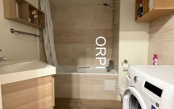 Appartement à vendre    2 pièces • 33,77 m2 Vitry-sur-Seine