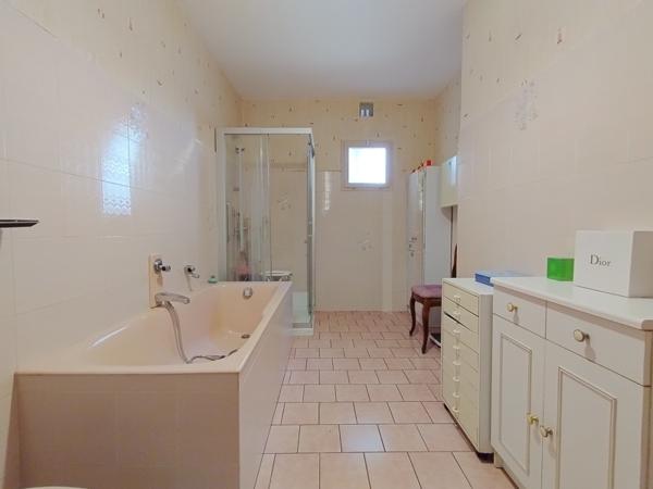 Maison à vendre |  Alloue |  5 pièces | 184,2 m²