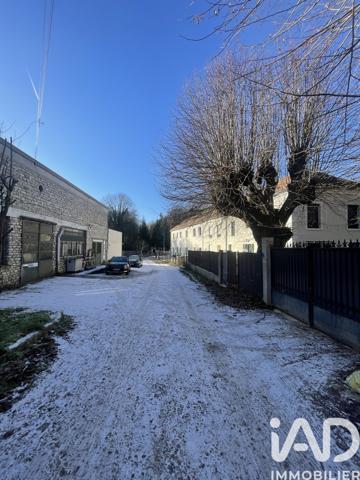 Immeuble à vendre 800 m² Aulnay-sur-Mauldre