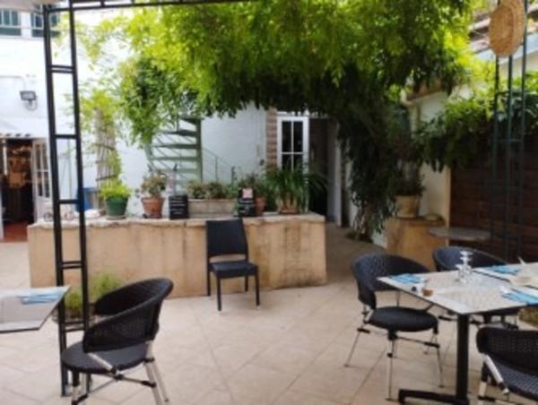 FONDS DE COMMERCE A VENDRE BAR RESTAURANT A SOMMIERES DU CLAIN (86)