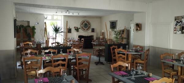 FONDS DE COMMERCE A VENDRE BAR RESTAURANT A SOMMIERES DU CLAIN (86)