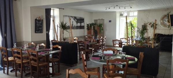 FONDS DE COMMERCE A VENDRE BAR RESTAURANT A SOMMIERES DU CLAIN (86)