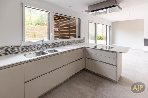 Maison à louer Rennes : 7 pièces, 150m² avec 5 chambre(s) à 2 500€ - AJP Immobilier Rennes Nord