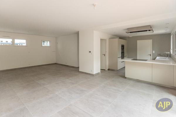 Maison à louer Rennes : 7 pièces, 150m² avec 5 chambre(s) à 2 500€ - AJP Immobilier Rennes Nord