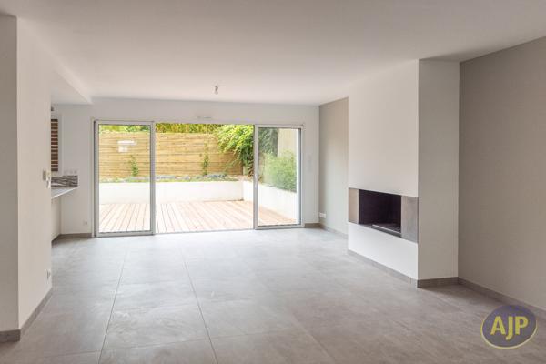 Maison à louer Rennes : 7 pièces, 150m² avec 5 chambre(s) à 2 500€ - AJP Immobilier Rennes Nord