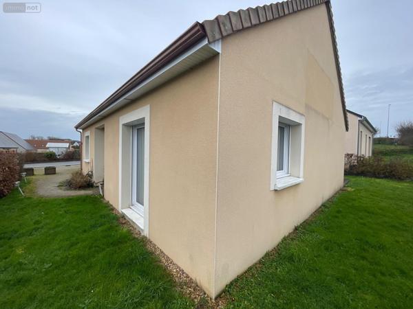 Maison à vendre à Le Grand-Lucé dans la Sarthe (72150), ref : 13816/1187 CENTRE BOURG