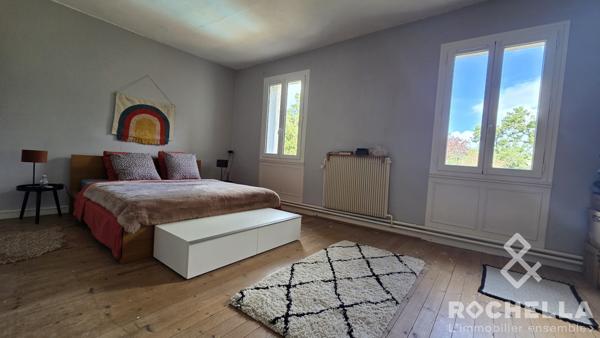 Maison de Maître avec Piscine & dépendances