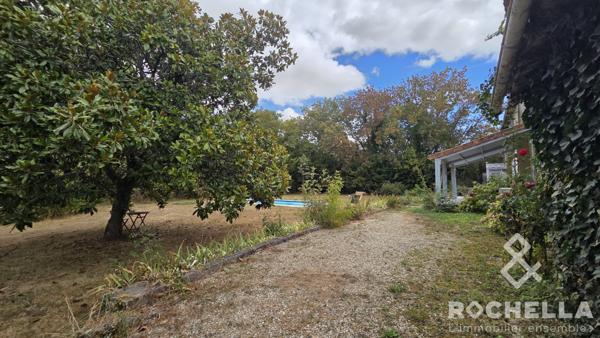 Maison de Maître avec Piscine & dépendances