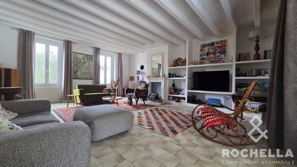 Maison de Maître avec Piscine & dépendances