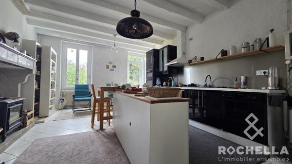 Maison de Maître avec Piscine & dépendances