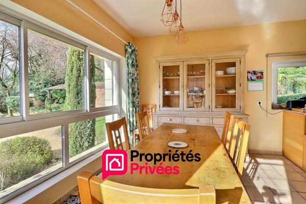 Bastide provençale en pierres, proche UZES