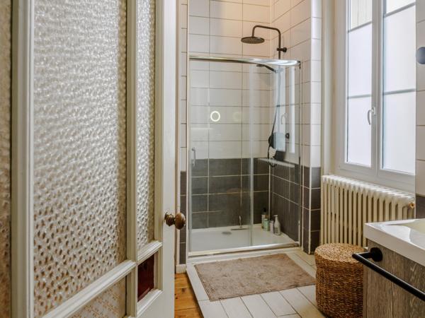 Maison à SAINT-JEAN-D'ANGELY, 17400 - 2 pièces 53m²