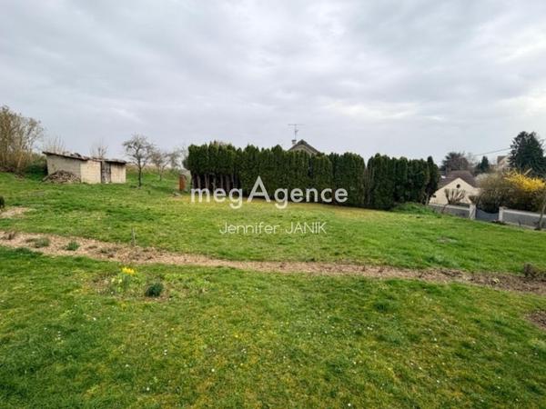 Terrain à Saint-Just-en-Chaussée, 60130 - 757m²