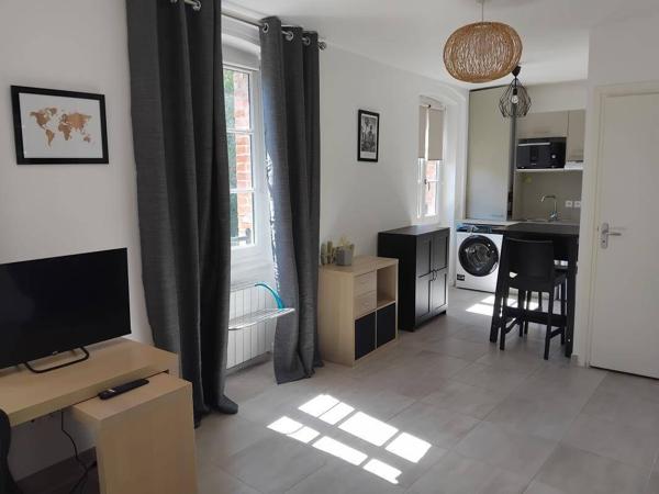 Appartement 1 pièce                                        - 69005 Lyon 5e  Arrondissement Réf : 5715