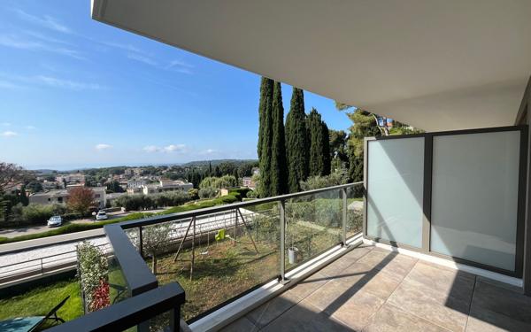 Appartement à vendre    3 pièces • 61,10 m2 Vence