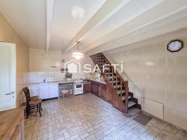 Maison à rénover - Proche commerces - au calme