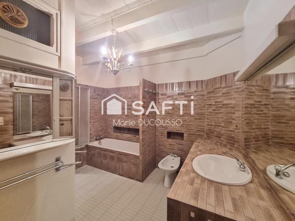 Maison à rénover - Proche commerces - au calme