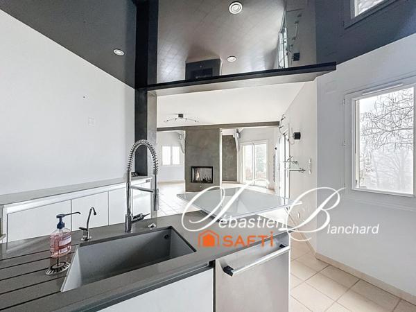 Villa familiale avec vue dégagée – Calme, espace et proximité Genève