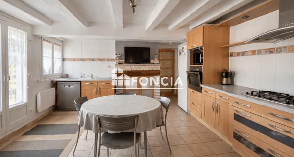 À vendre Maison 5 pièces 180 m² - Amboise 37400