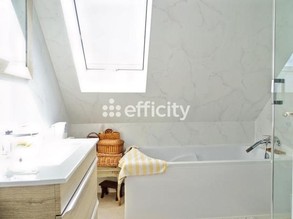 Maison 8 pièces - 179 m² Exclusivité efficity