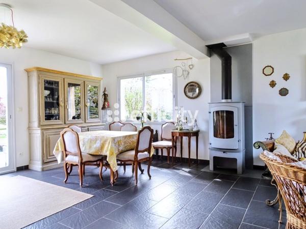 Maison 8 pièces - 179 m² Exclusivité efficity