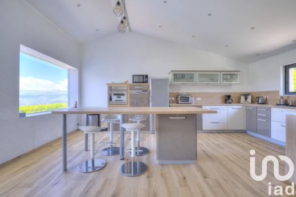 Maison à vendre 5 pièces 166 m² Mandelieu-la-Napoule