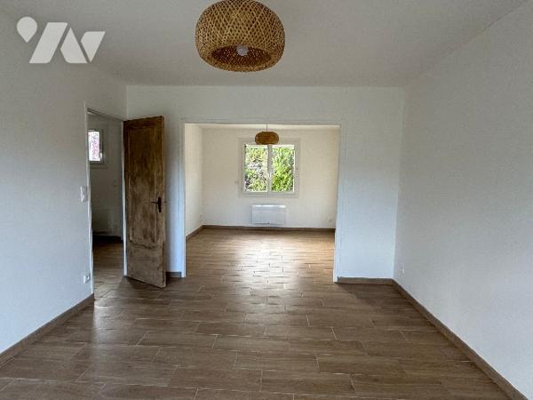 Pavillon de type 4 à vendre à Saint-Parres-aux--Tertres